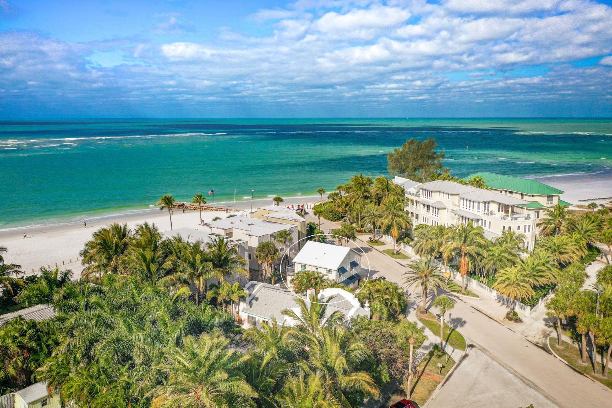 Parrot Beach Cottages Siesta Key Værelse billede